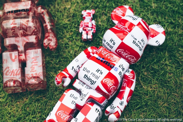 Medicom Toy fait équipe avec Coca-Cola autour de deux BE@RBRICK
