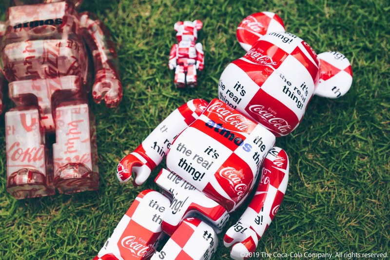 Medicom Toy fait équipe avec Coca-Cola autour de deux BE@RBRICK