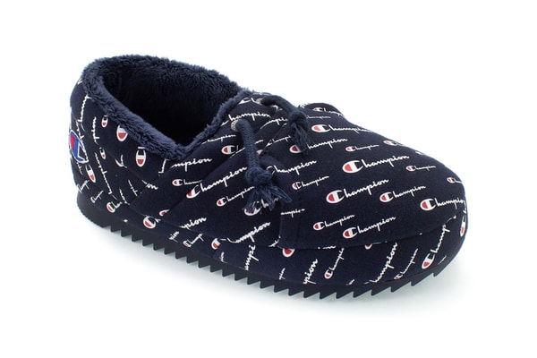 Champion veut que vous restiez cosy avec une série de chaussons