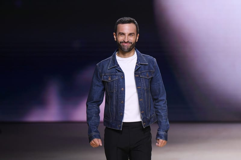 Le directeur artistique des collections Femmes de Louis Vuitton Nicolas Ghesquière s’élève contre Donald Trump