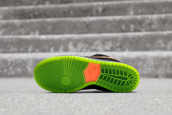 Photos Nike Sb Dunk Low Halloween