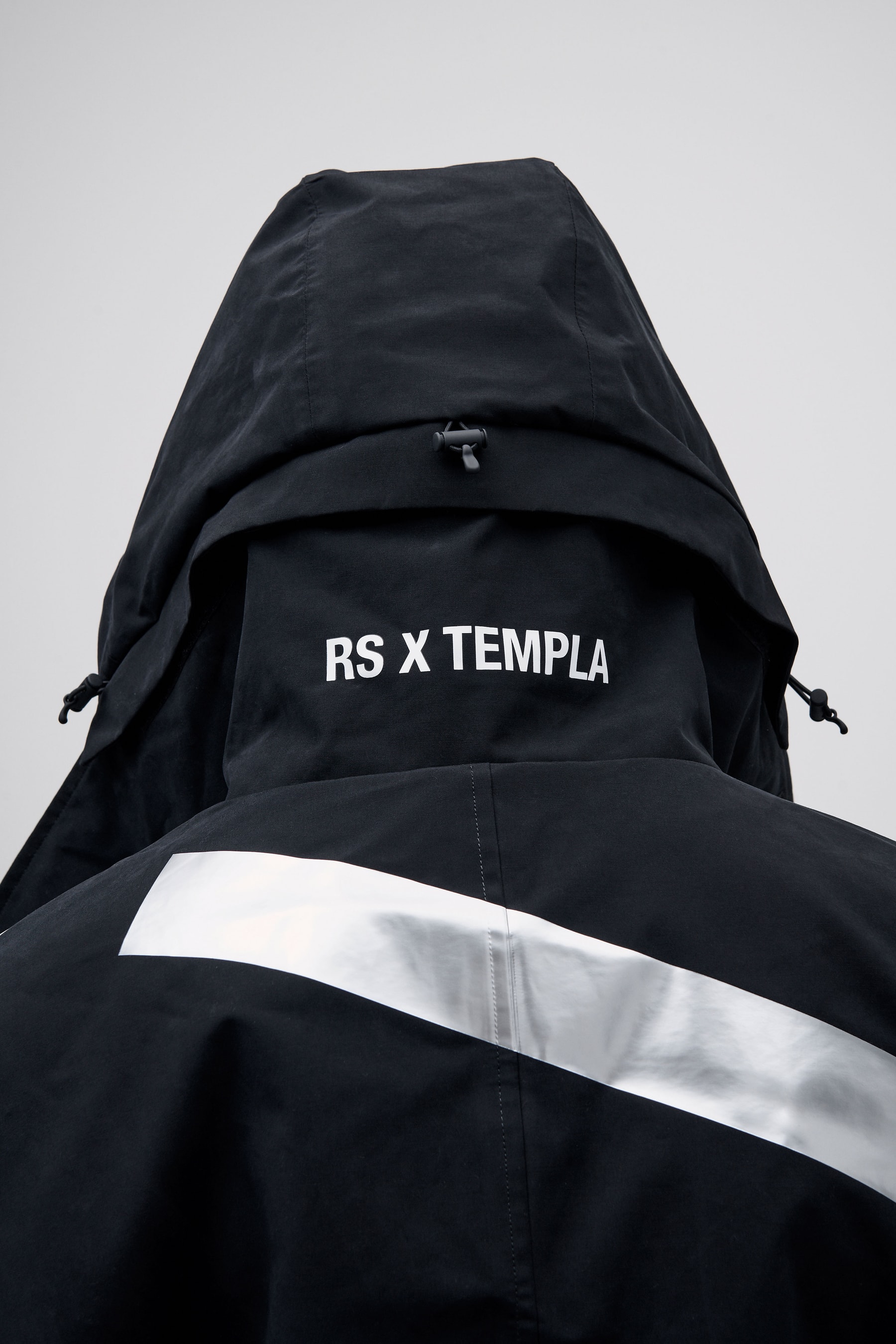 Photo Raf Simons x Templa