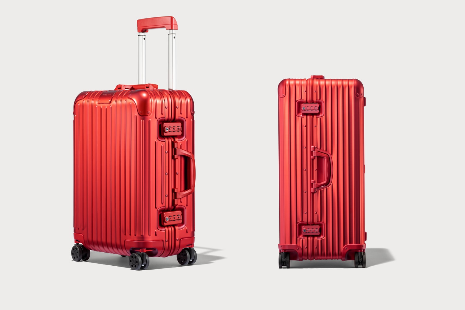 Rimowa donne de la couleur à son intemporelle valise en aluminium