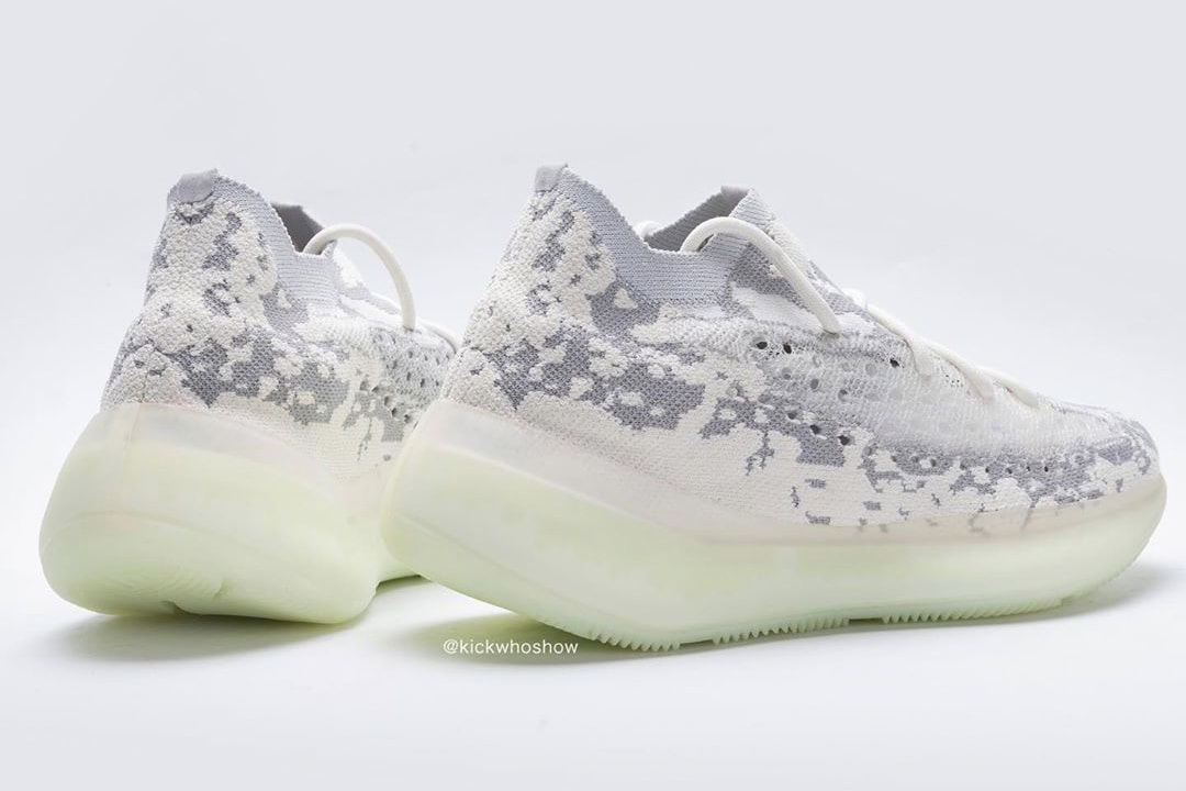 Photo YEEZY BOOST 380 "Alien"