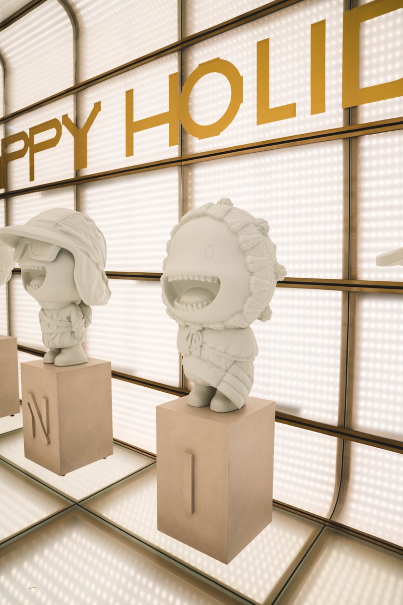 Moncler installe des figurines inédites à Paris pour le lancement de sa collection Genius