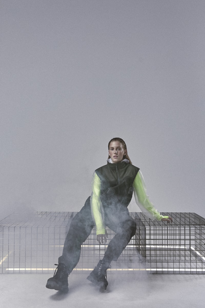 Rains agrandit son vestiaire avec sa nouvelle collection "Fleece"