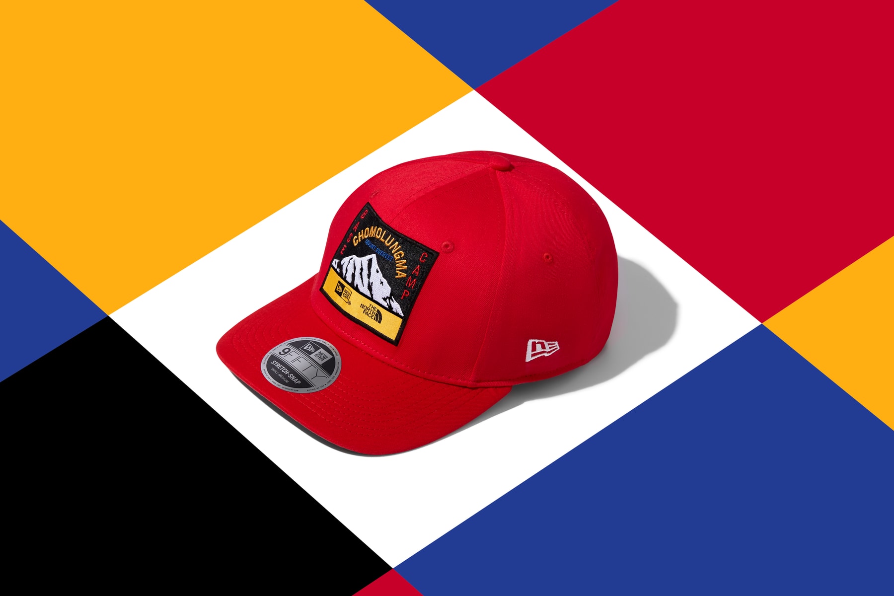 New Era et The North Face collaborent autour d'une série de casquettes