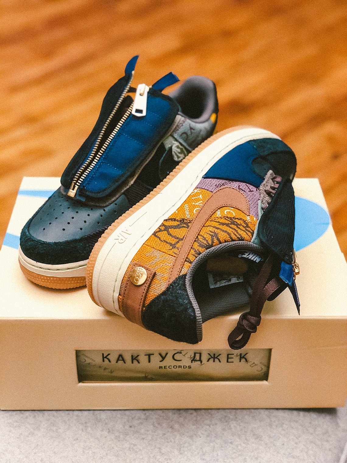 Travis Scott : Ses Nike Air Force 1 seront vendues avec une boite personnalisée