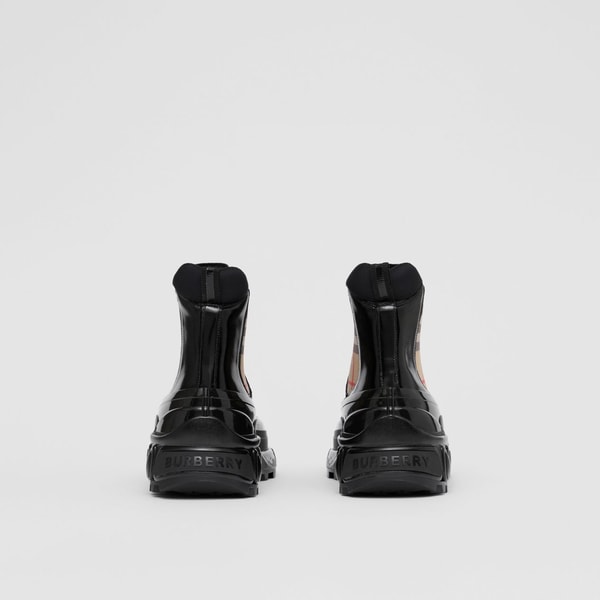 Burberry, chaussure, boots