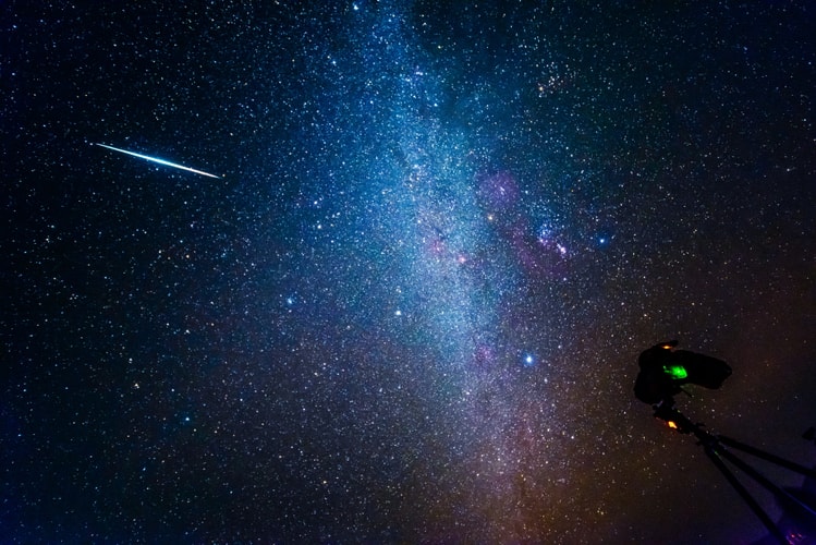 Une magnifique pluie d'étoiles filantes attendue ce dimanche