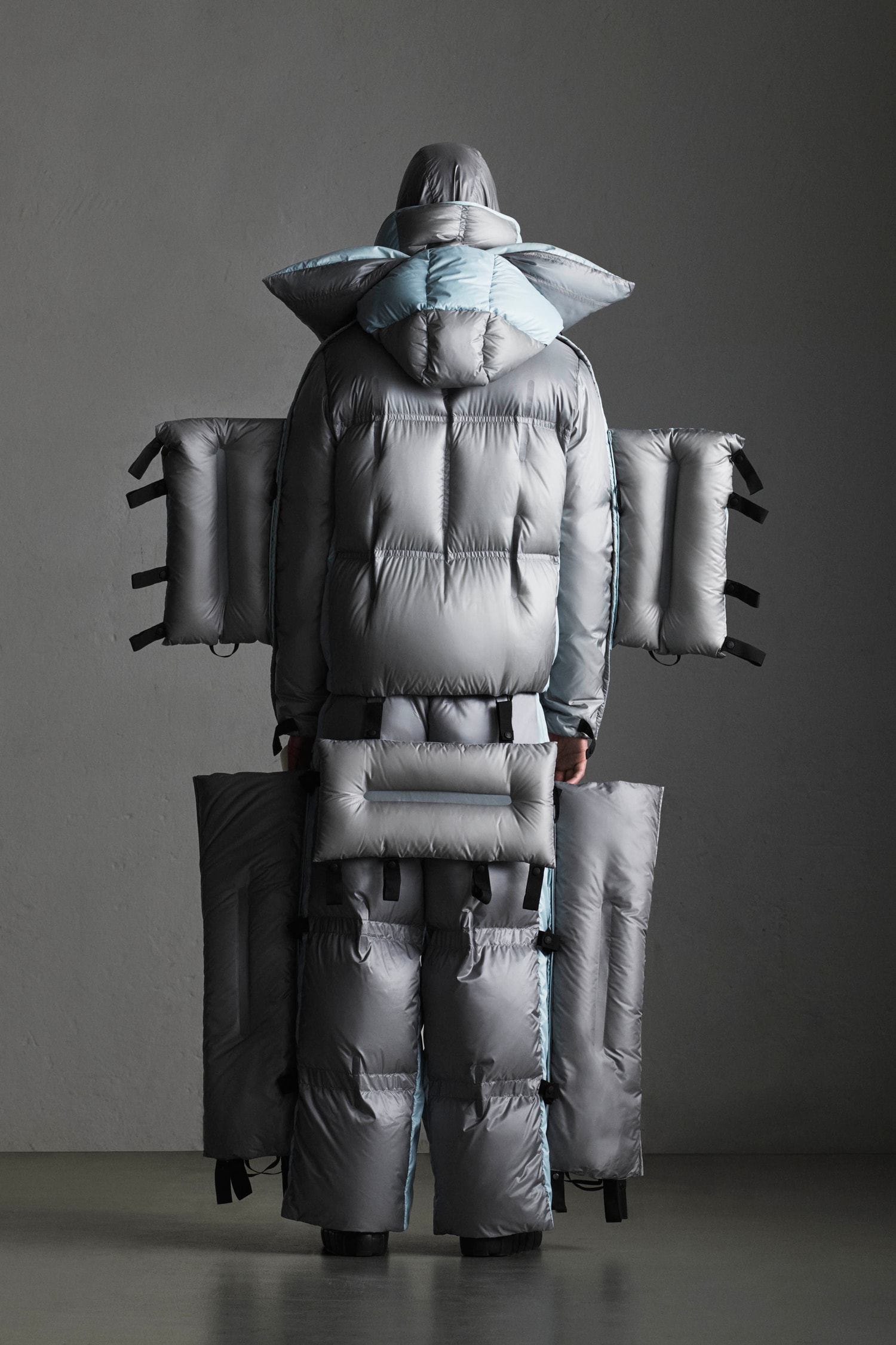 Photos lookbook Moncler Genius Craig Green 