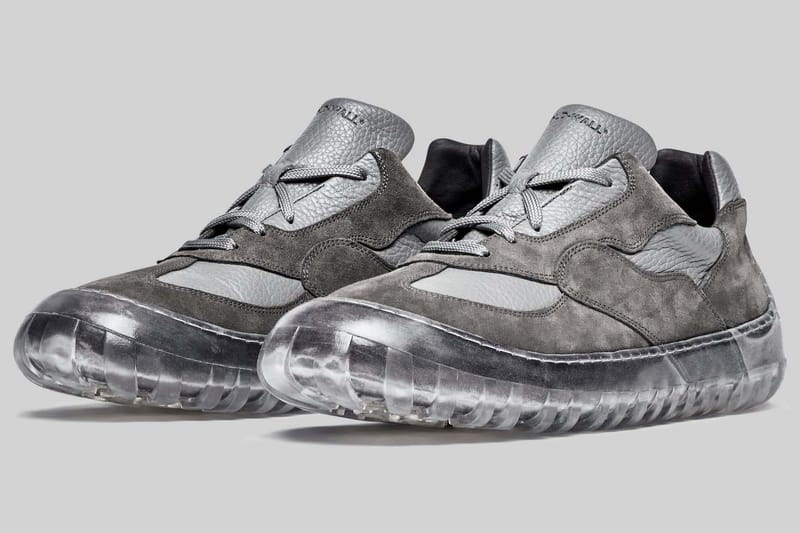 A-COLD-WALL* droppe une sneaker inédite par surprise