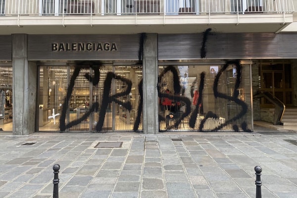 Balenciaga 