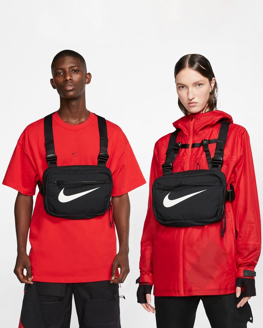 Nike met en vente ses chest bag imaginés avec Alyx