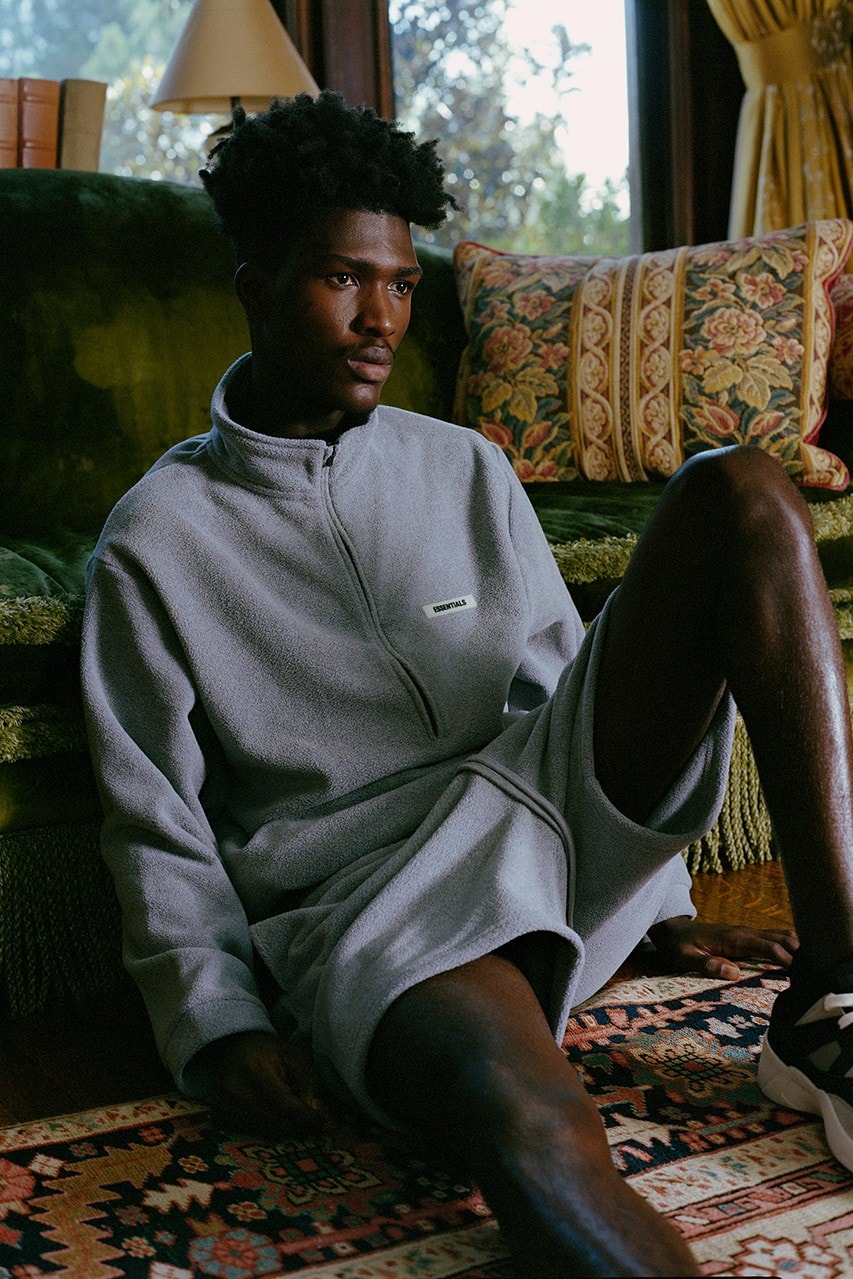 Photos "ESSENTIALS" Fear of God