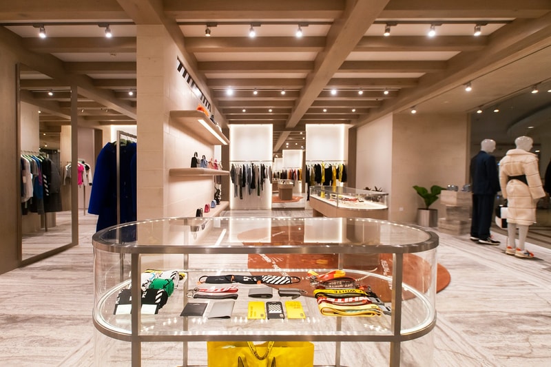 Off-White™ : Rentrez dans la nouvelle boutique de Kuala Lumpur inspirée des intérieurs italiens