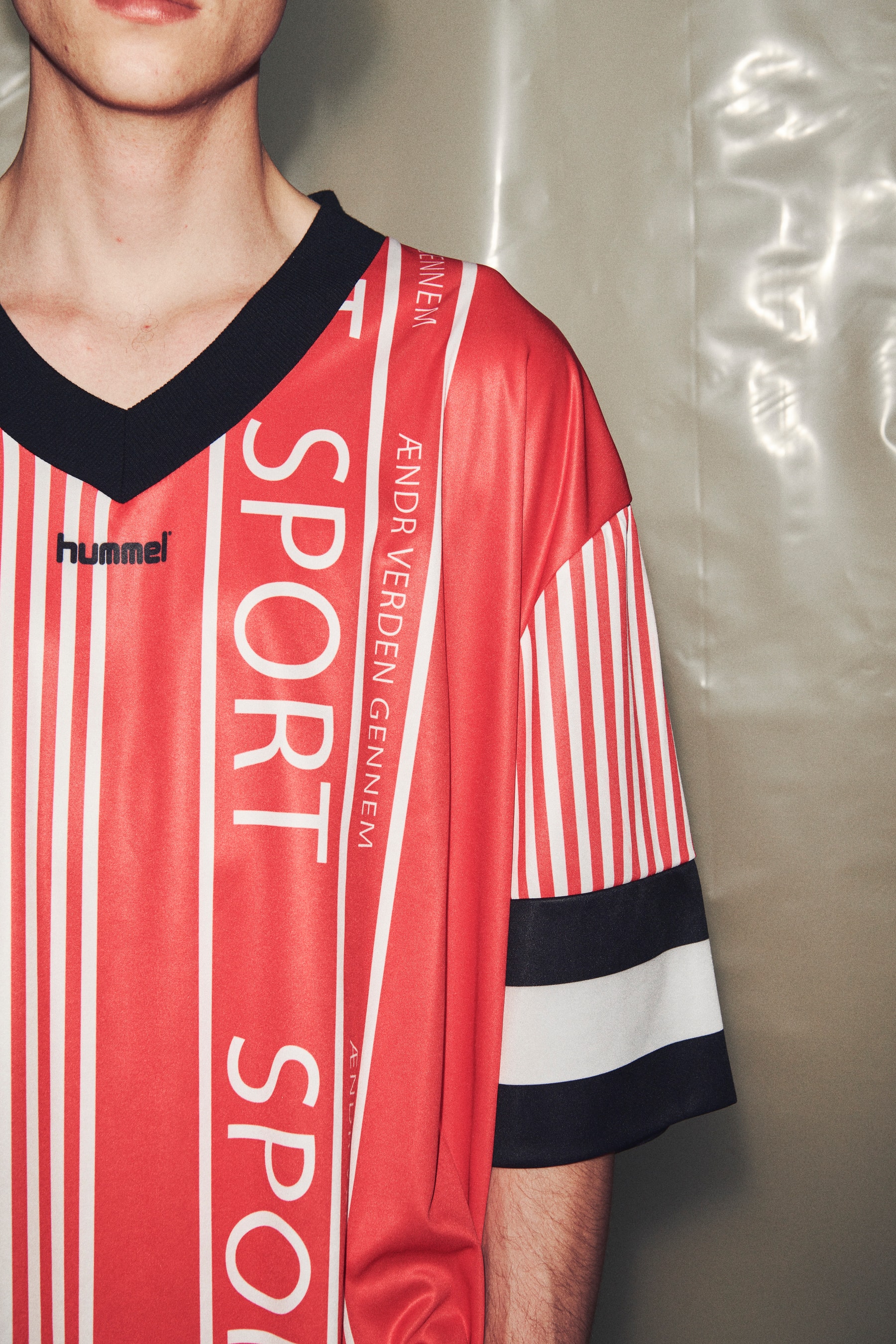 Hummel présente sa collection Printemps/Été 2020 et continue de célébrer sa renaissance avec élégance