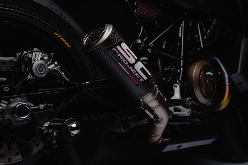Ce nouveau moto custom de Bad Winners a été spécialement imaginé pour le pilote de F1 Charles Leclerc