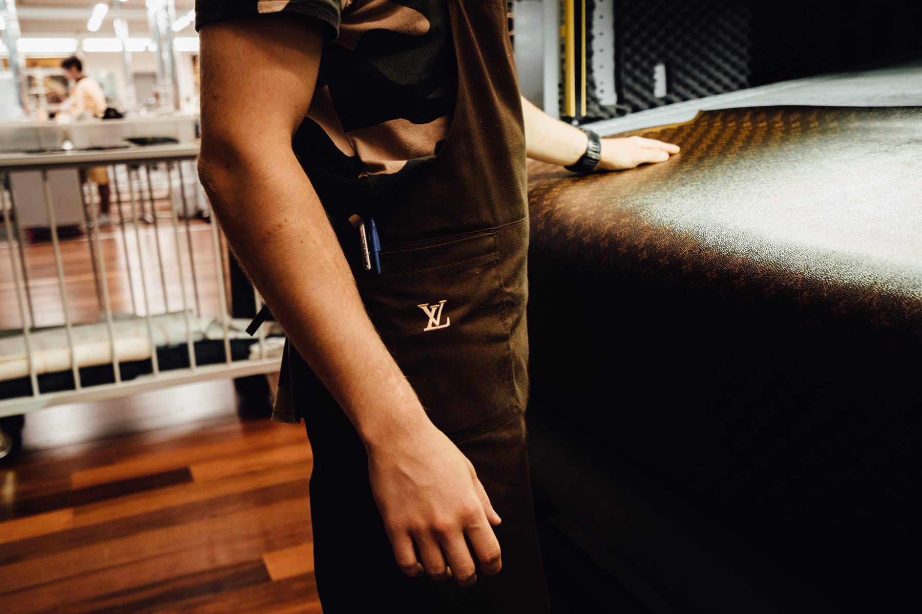 Studio Visite - Dans les ateliers chaussures et sneakers de Louis Vuitton