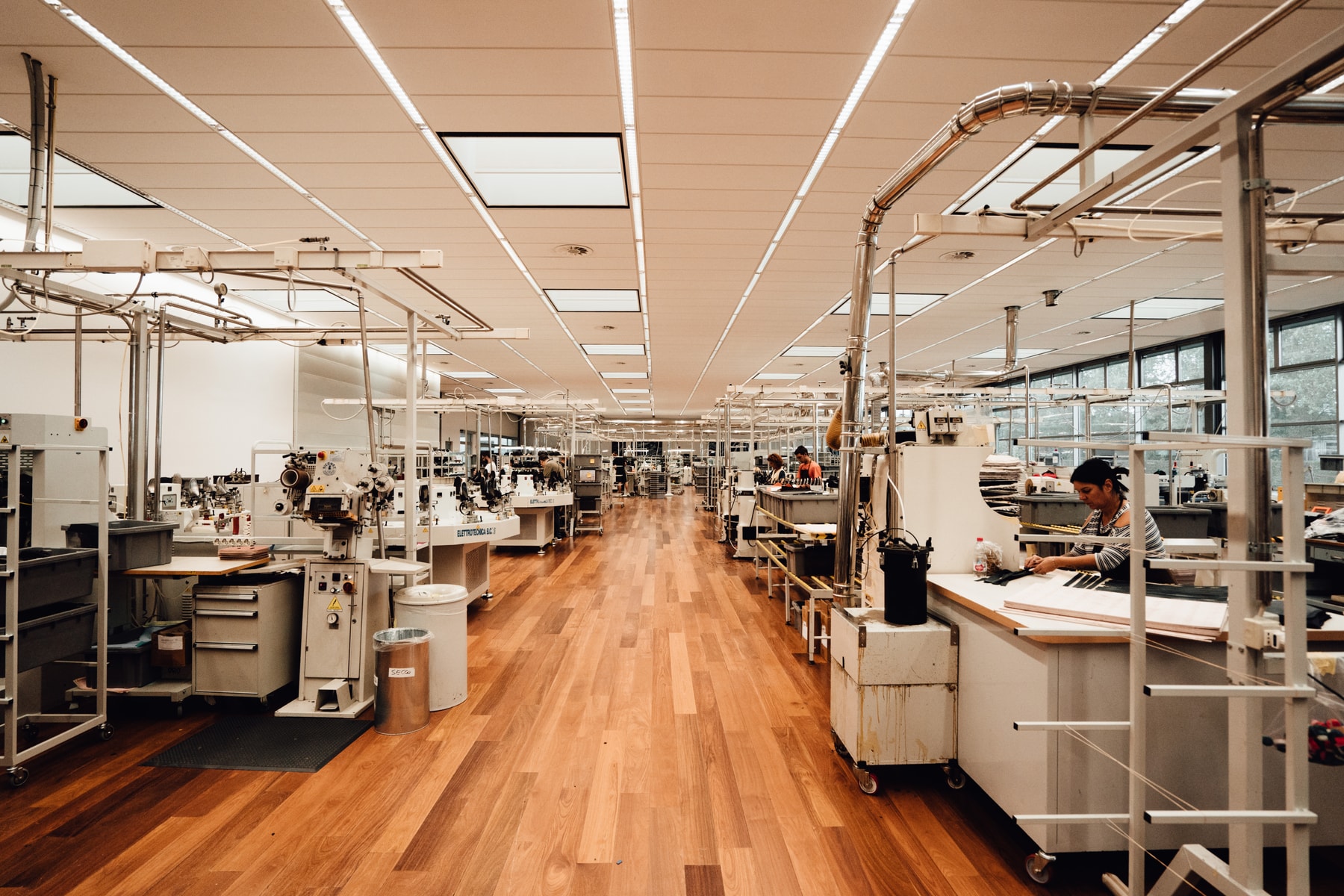 Studio Visite - Dans les ateliers chaussures et sneakers de Louis Vuitton