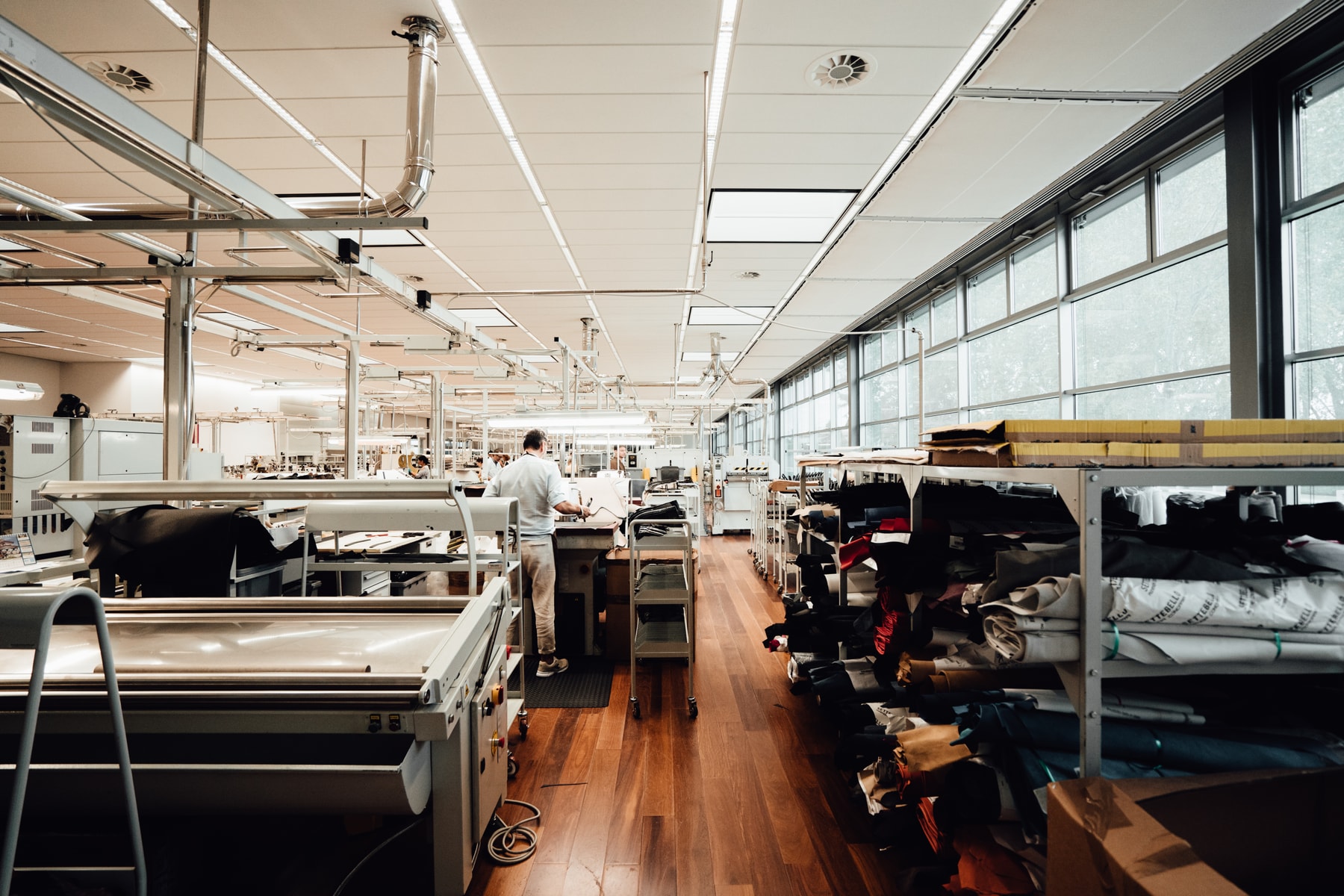 Studio Visite - Dans les ateliers chaussures et sneakers de Louis Vuitton