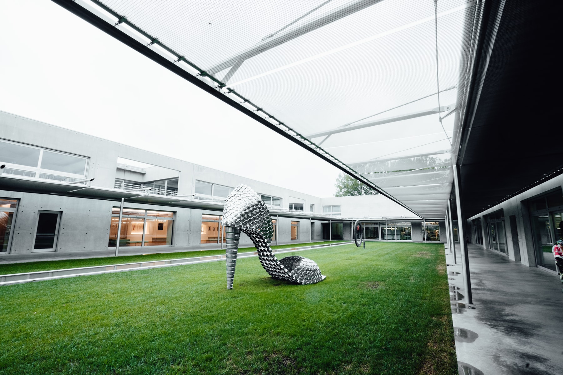 Studio Visite - Dans les ateliers chaussures et sneakers de Louis Vuitton