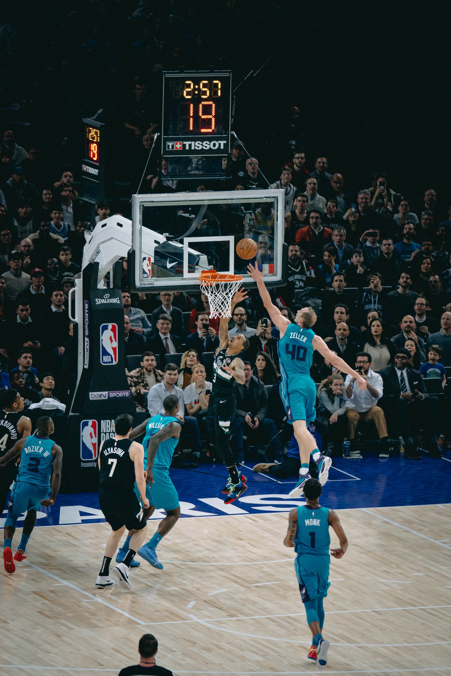Mbappé, Neymar... Le PSG en force courtside du NBA Global Game de Paris