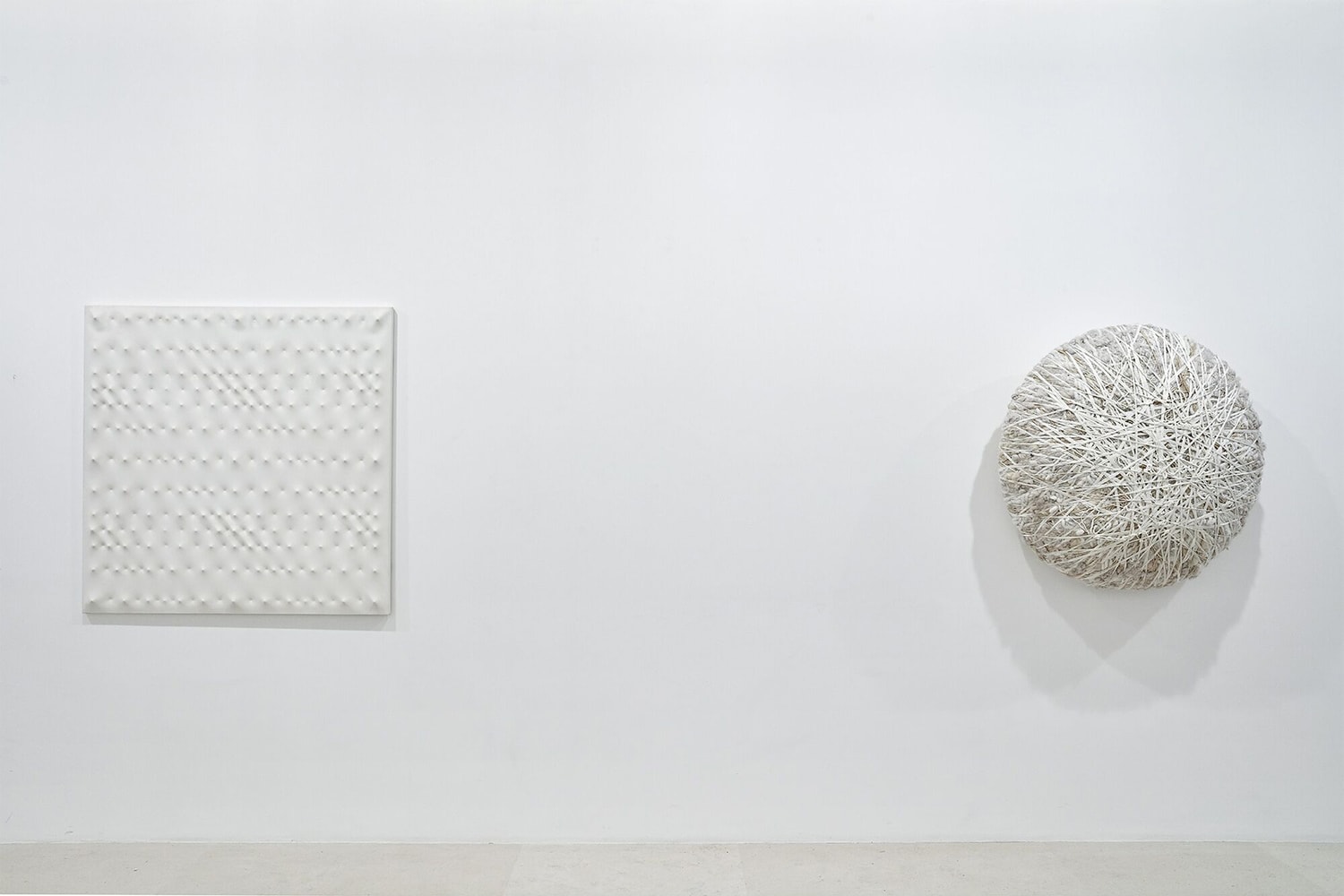 Oeuvres "Blanc sur Blanc" Gagosian 