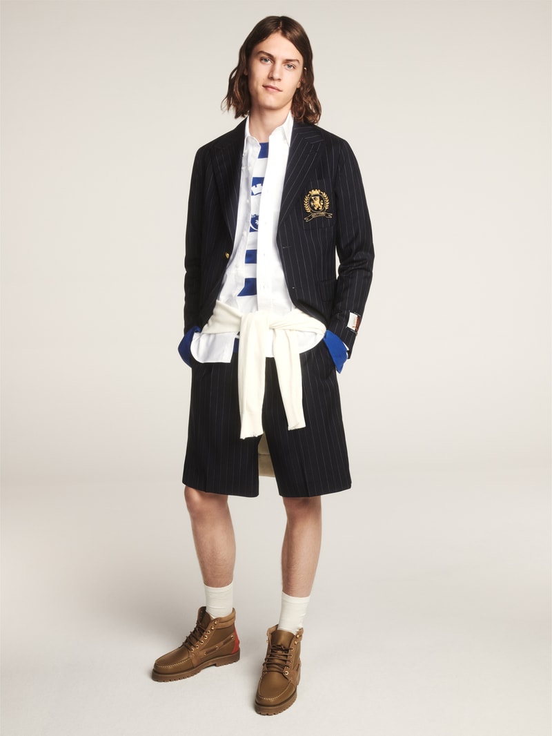 Tommy Hilfiger célèbre ses 35 ans d'héritage dans le lookbook de sa collection Printemps 2020