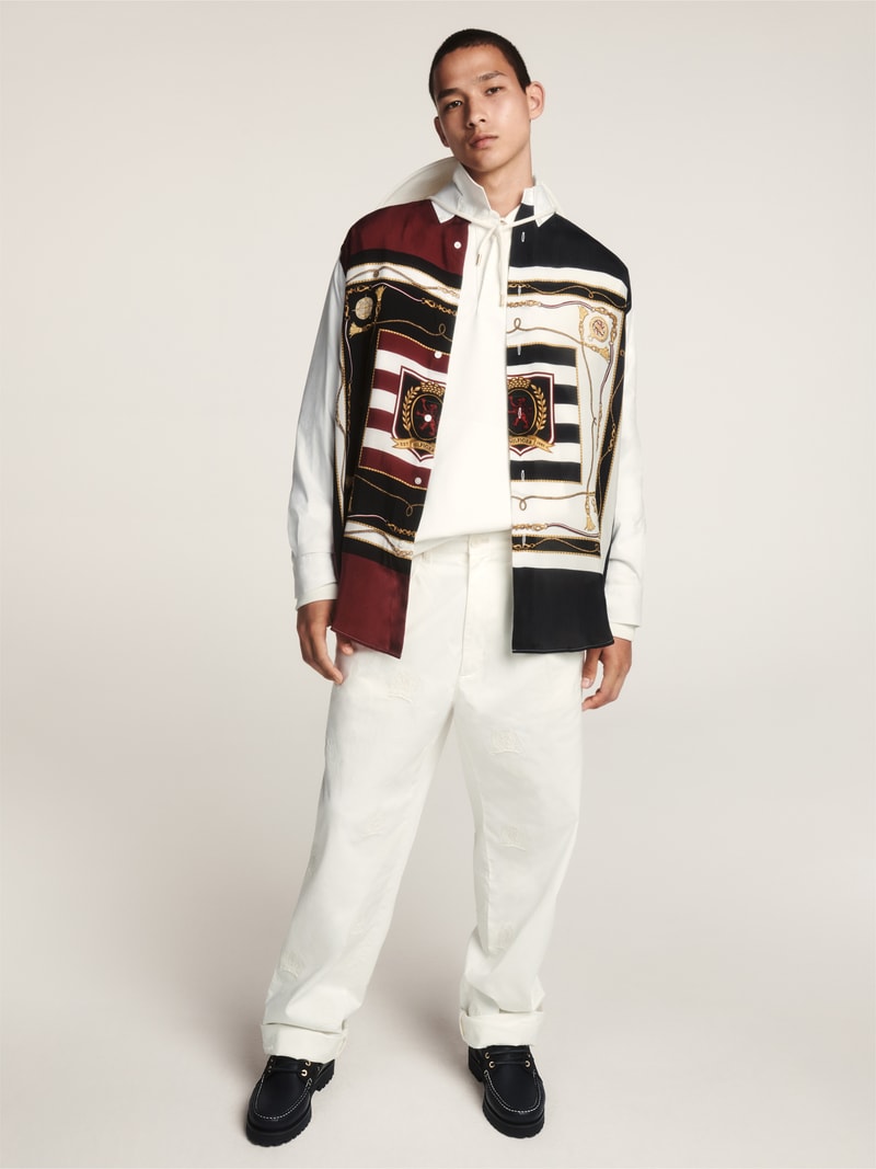 Tommy Hilfiger célèbre ses 35 ans d'héritage dans le lookbook de sa collection Printemps 2020