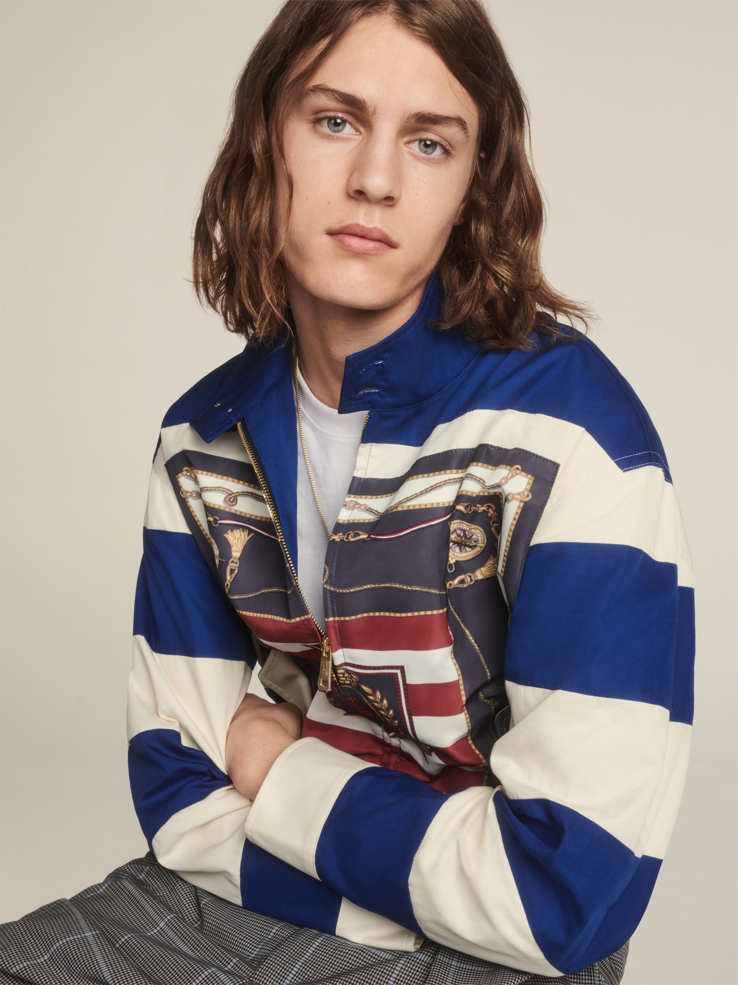 Tommy Hilfiger célèbre ses 35 ans d'héritage dans le lookbook de sa collection Printemps 2020