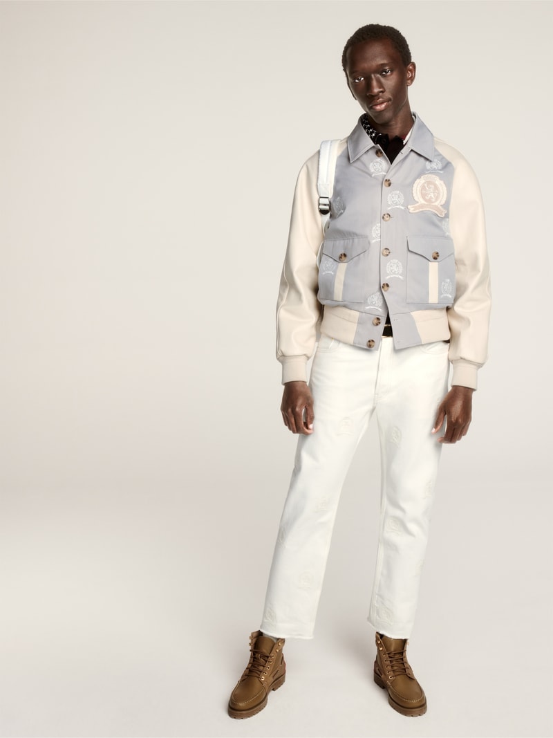Tommy Hilfiger célèbre ses 35 ans d'héritage dans le lookbook de sa collection Printemps 2020