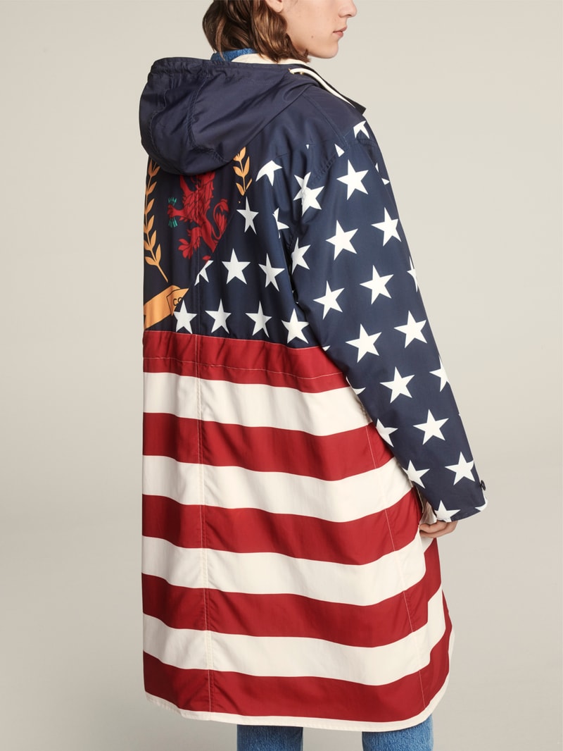 Tommy Hilfiger célèbre ses 35 ans d'héritage dans le lookbook de sa collection Printemps 2020