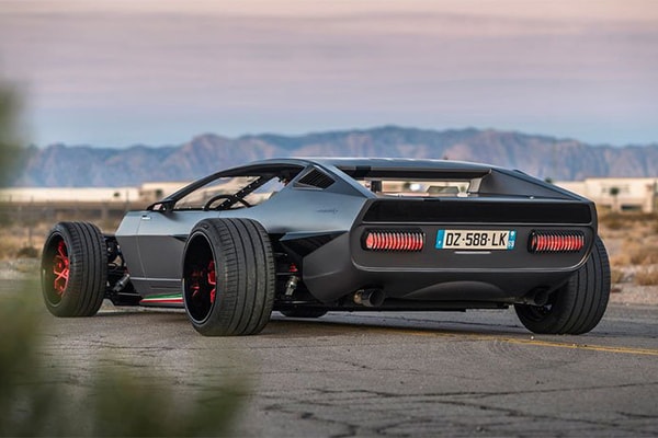La Lamborghini imaginée par le studio français danton art kustoms est mise aux enchères