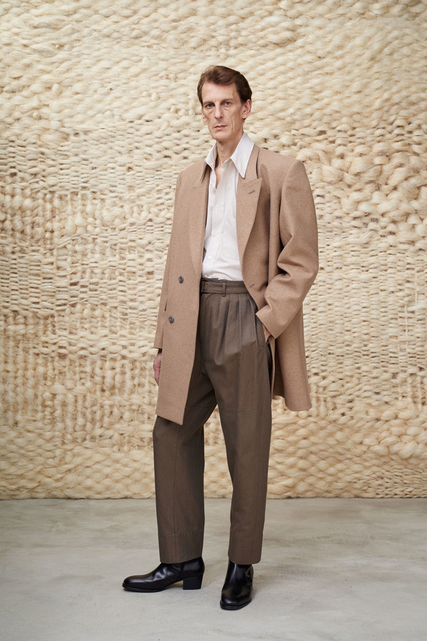 Christophe Lemaire présente sa collection Automne/Hiver, luxe chic et délicat 