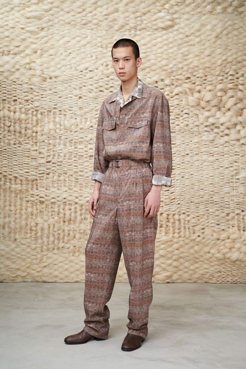 Christophe Lemaire présente sa collection Automne/Hiver, luxe chic et délicat 