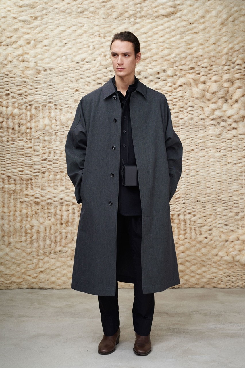 Christophe Lemaire présente sa collection Automne/Hiver, luxe chic et délicat 