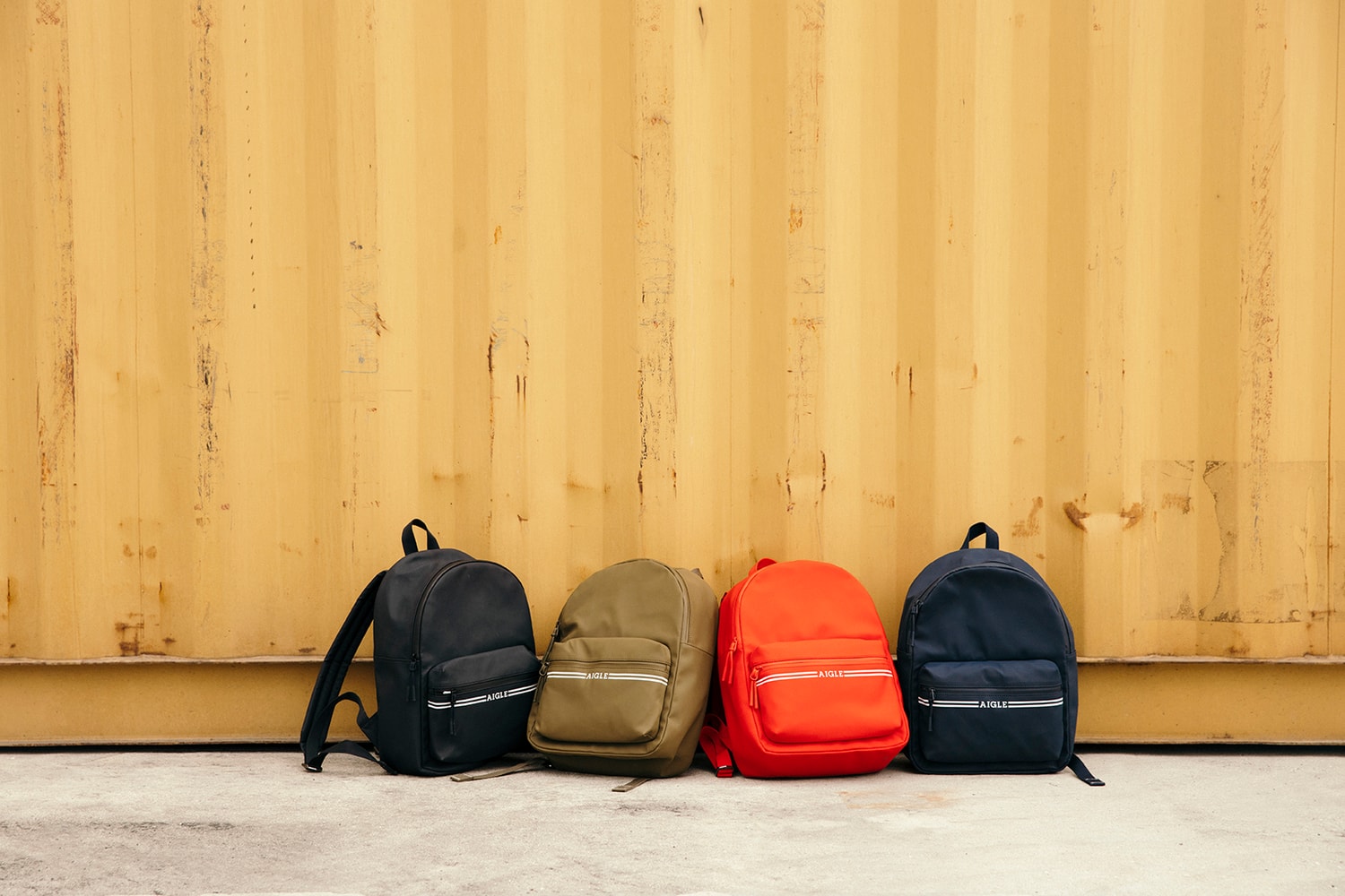 Aigle dévoile une (très belle) et colorée nouvelle collection