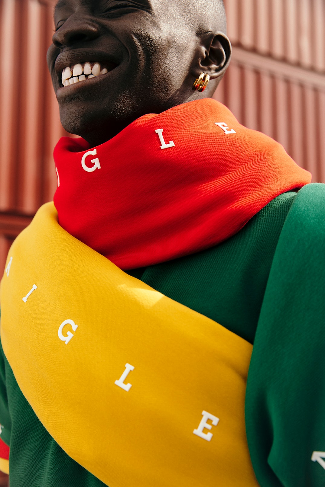 Aigle dévoile une (très belle) et colorée nouvelle collection
