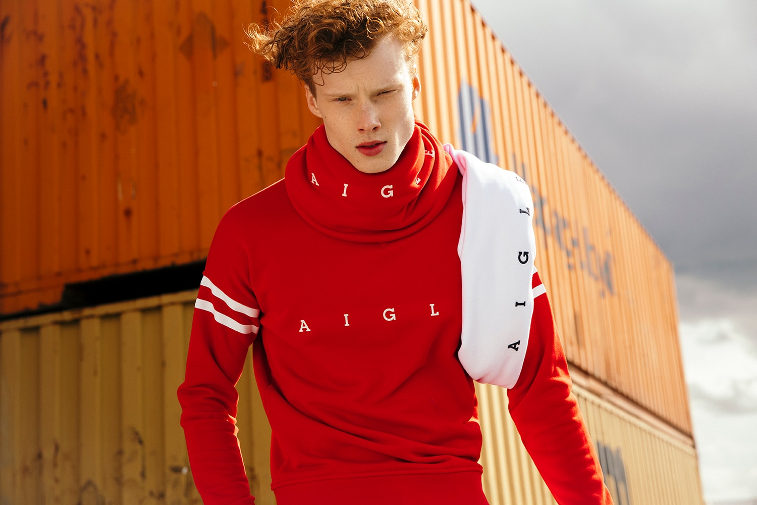 Aigle dévoile une (très belle) et colorée nouvelle collection