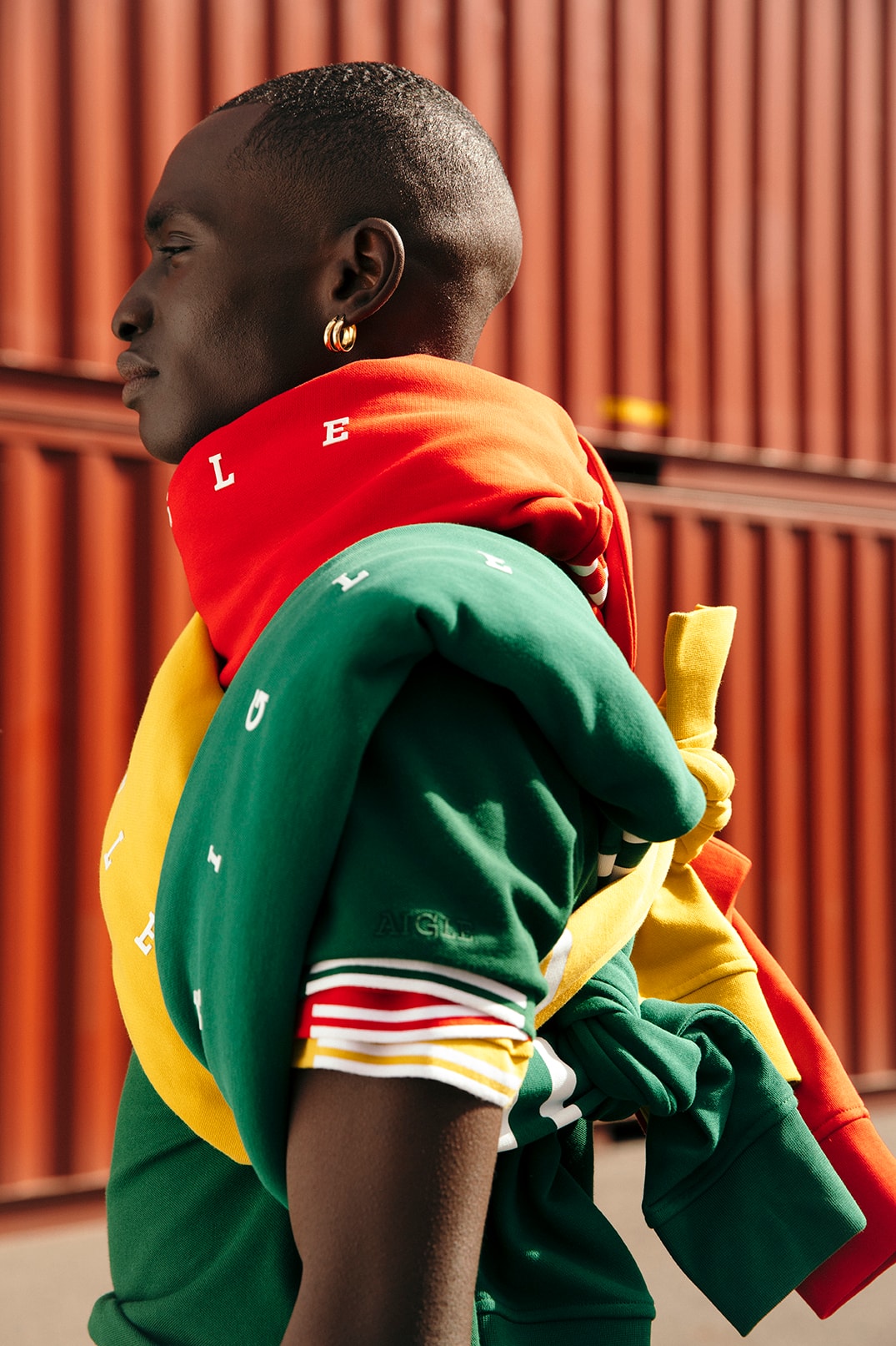 Aigle dévoile une (très belle) et colorée nouvelle collection