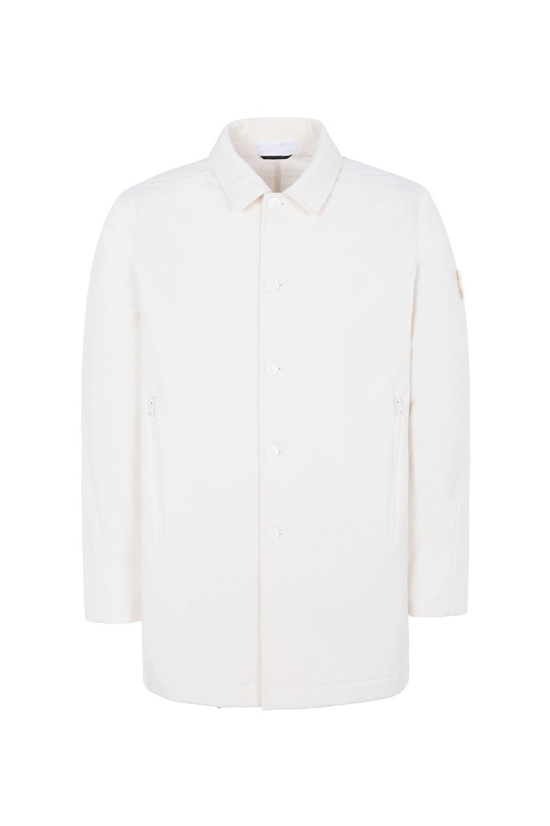 Stone Island renforce sa gamme monochrome avec de nouvelles pièces Printemps/Été 2020