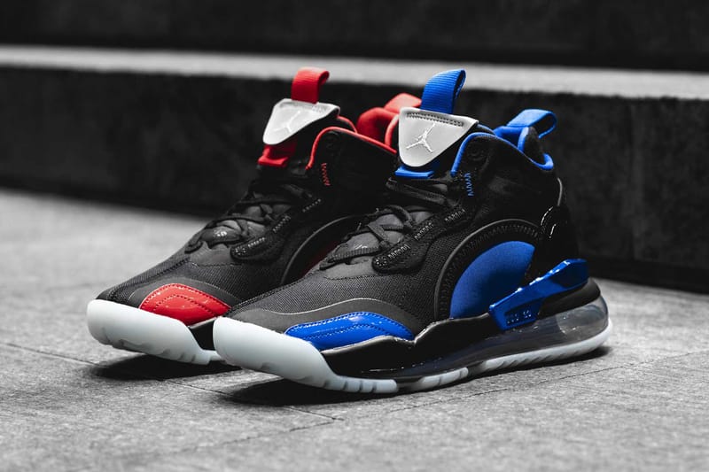 Zoom détaillé sur la PSG x Jordan Aerospace 720