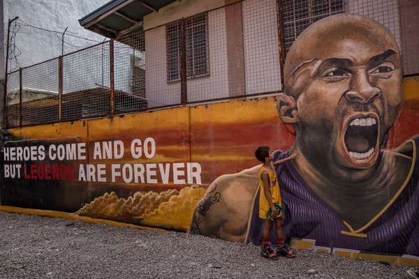 Photos Kobe Bryant street art