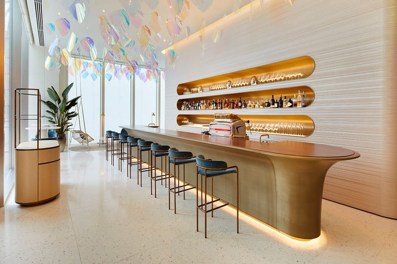 Entrez dans le tout premier restaurant Louis Vuitton au monde