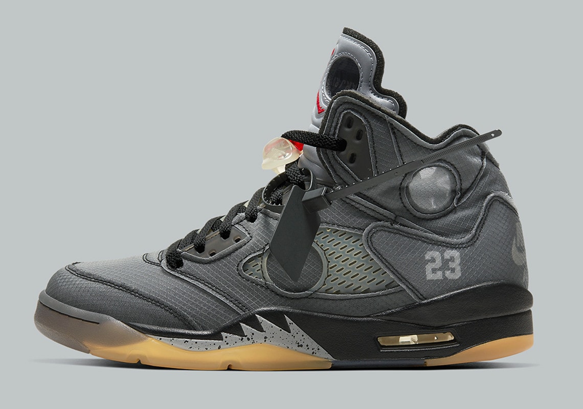 Off-White™ x Air Jordan 5  : Les images officielles