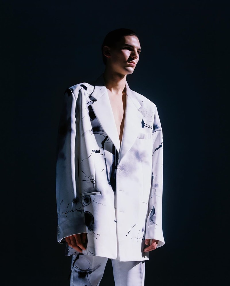 La collab Off-White™ x Futura se dévoile dans de nouveaux clichés