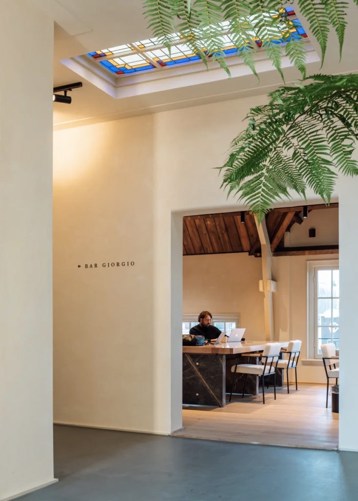 Un des plus vieux hôpitaux d'Amsterdam transformé en espace de co-working