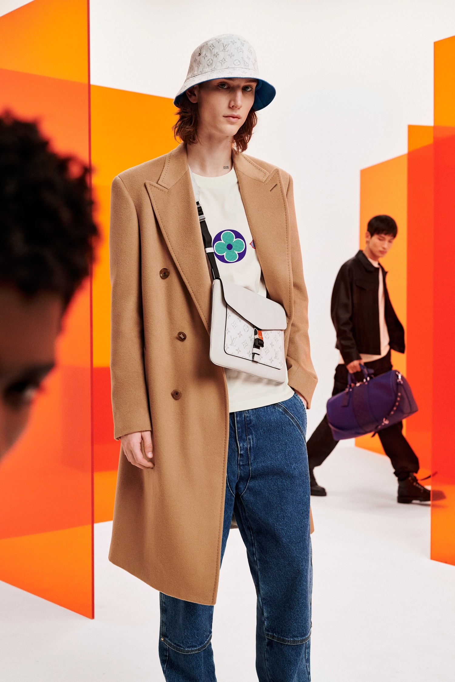 Louis Vuitton présente les nouveaux coloris de sa collection de maroquinerie Taïgarama