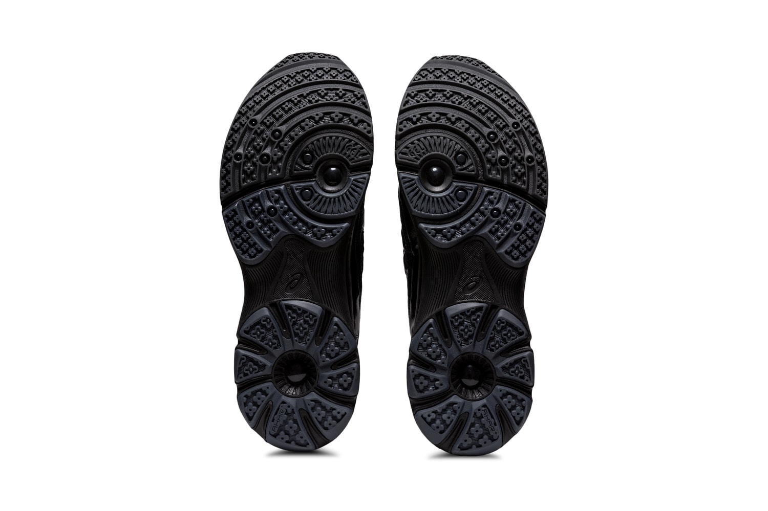 Photo ASICS x Kiko Kostadinov